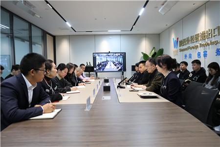 2月21日，進出口公司傳達學習陜外集團深化“三個年”活動暨“二次創(chuàng)業(yè)”推進會精神。_副本.jpg
